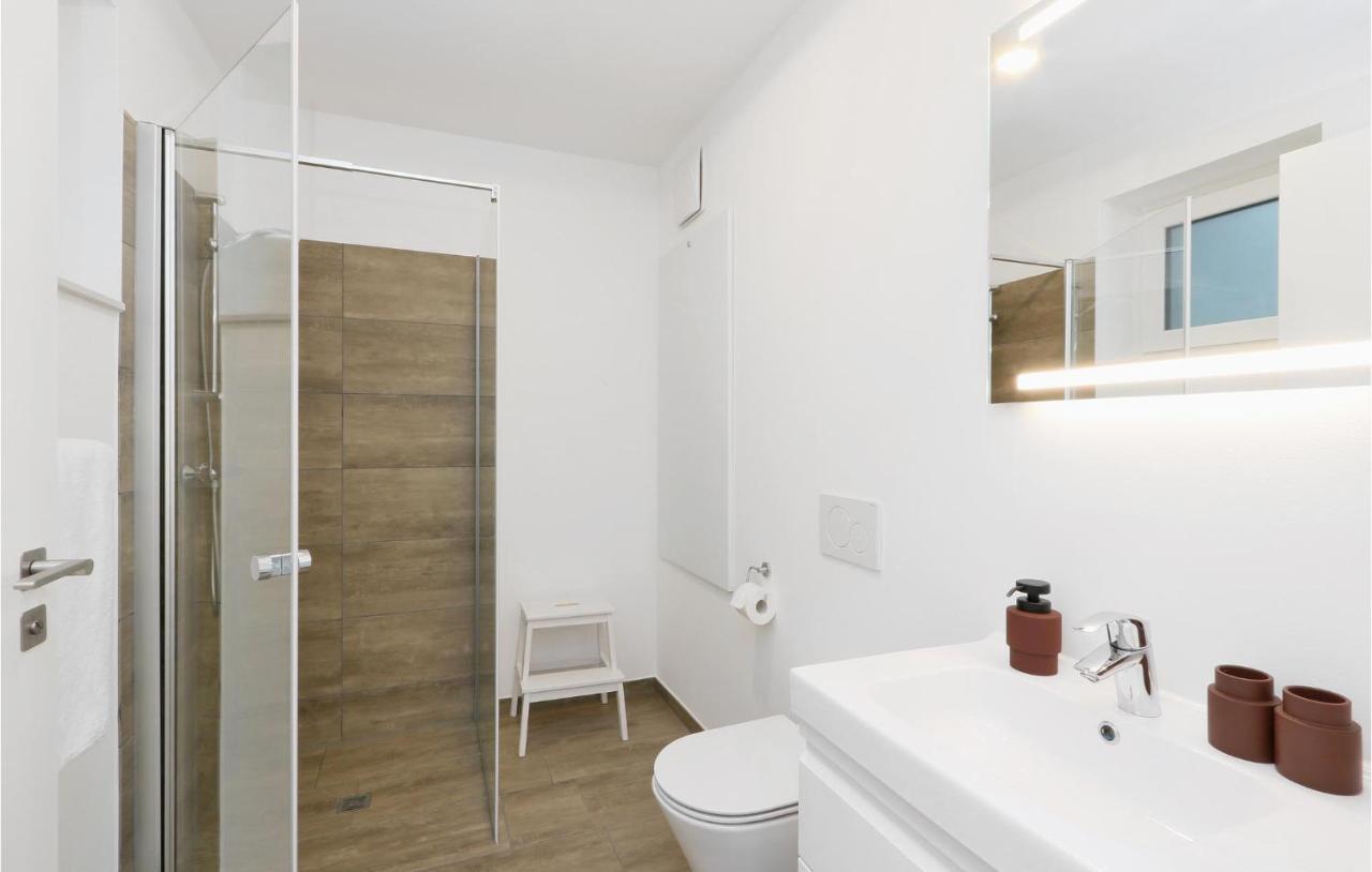 Stunning Apartment In Lembruch-Duemmer See Екстер'єр фото